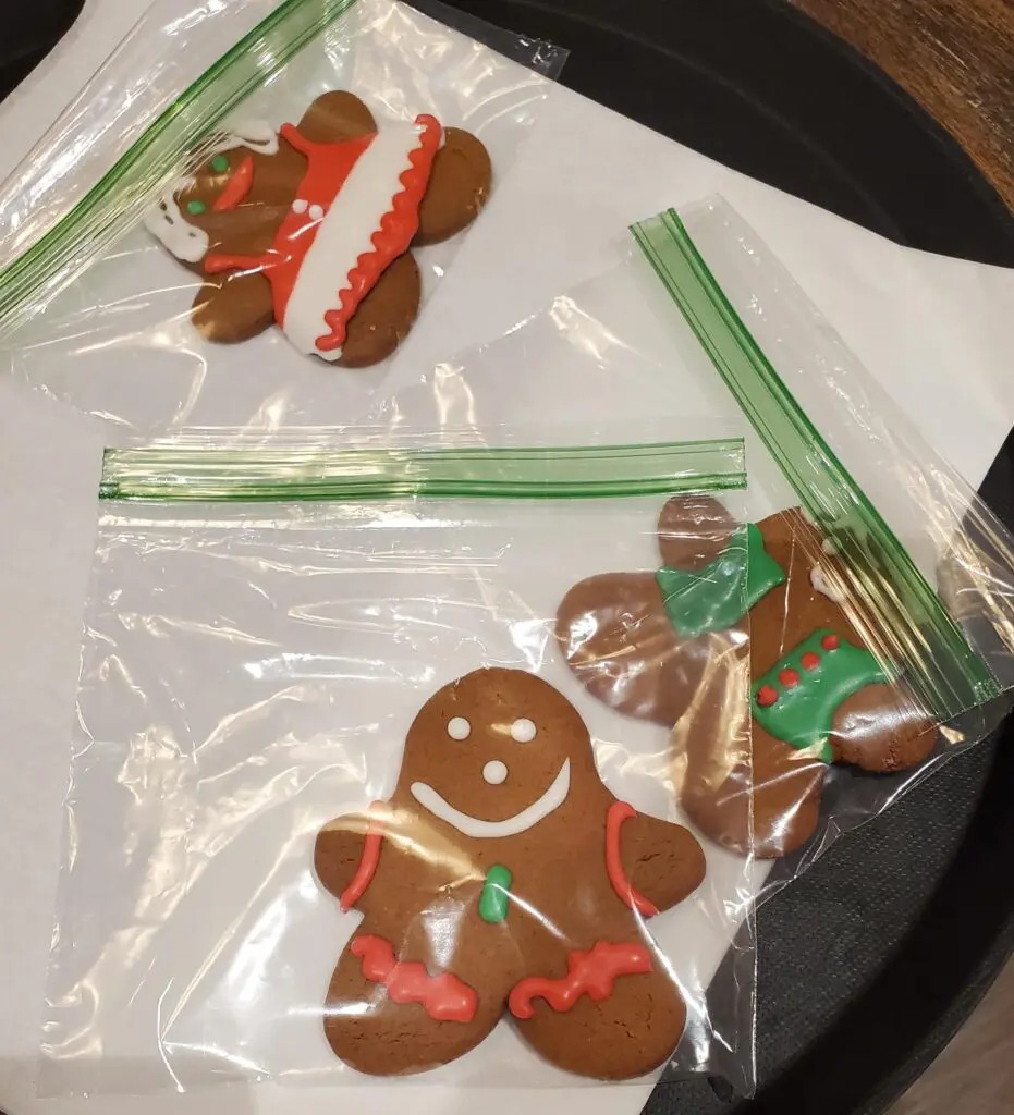 Gingerbread Cookie Decorating